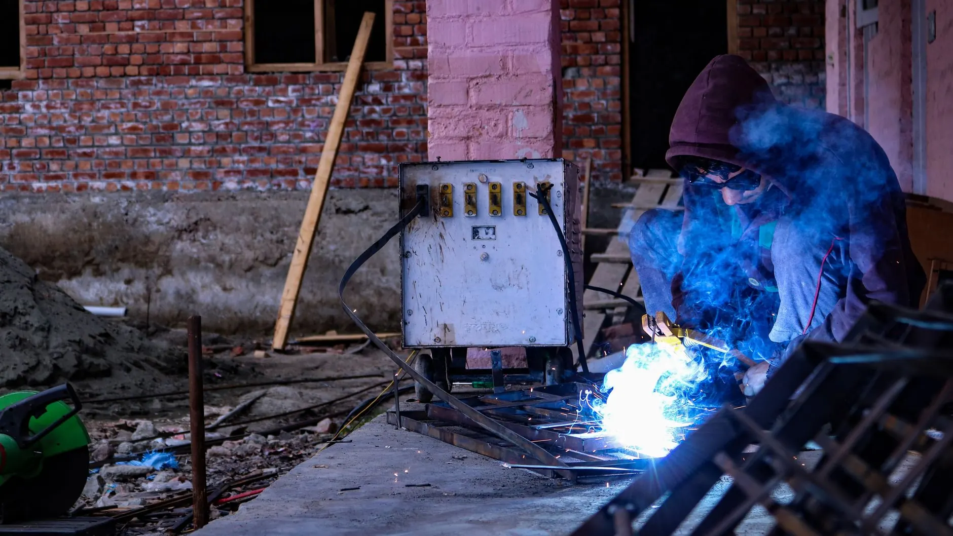 Albert's Specialty Welding — portable welding in Mobile County, Alabama.
